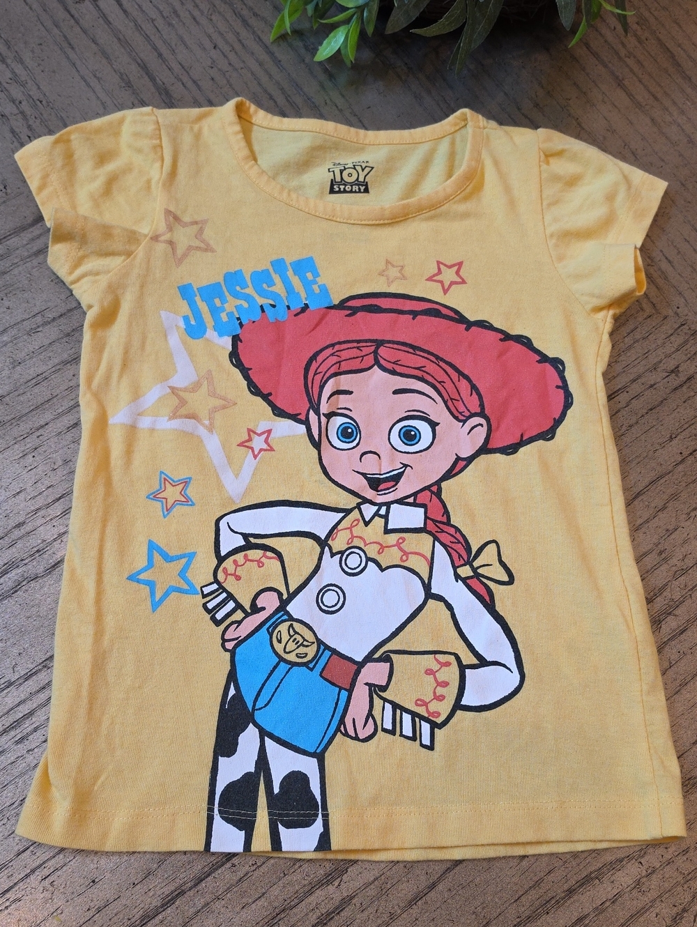 Jessie Graphic Tee for Kids Size 7